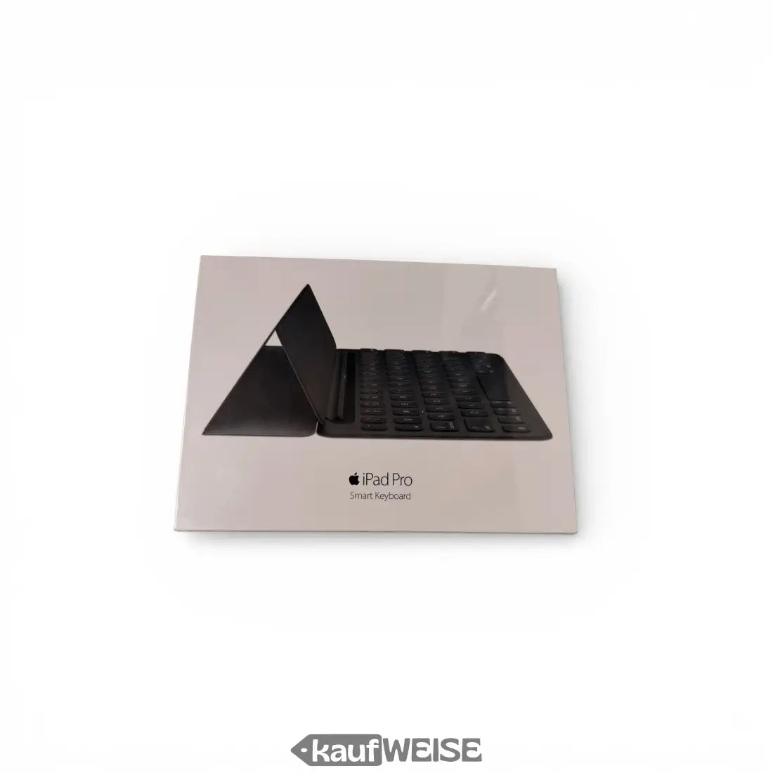 Schwarzes iPad Pro Smart Keyboard in schlankem, minimalistischen Verpackung